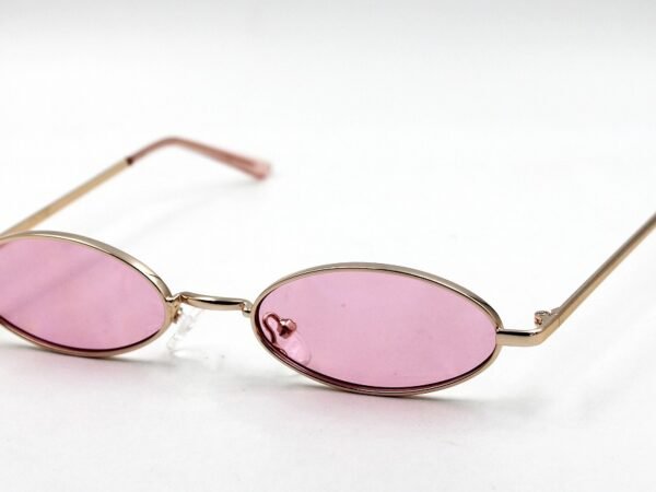 Women fashion eyewear