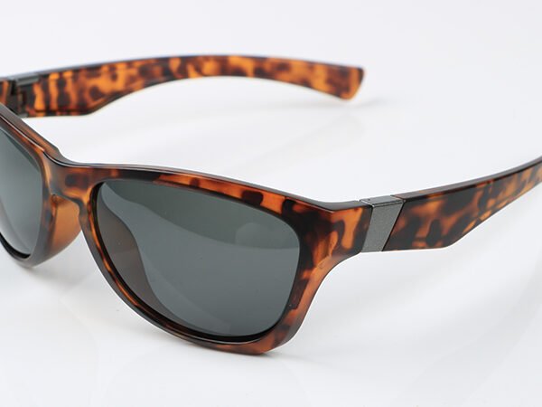 Ultra-light TR90 polarized sunglasses