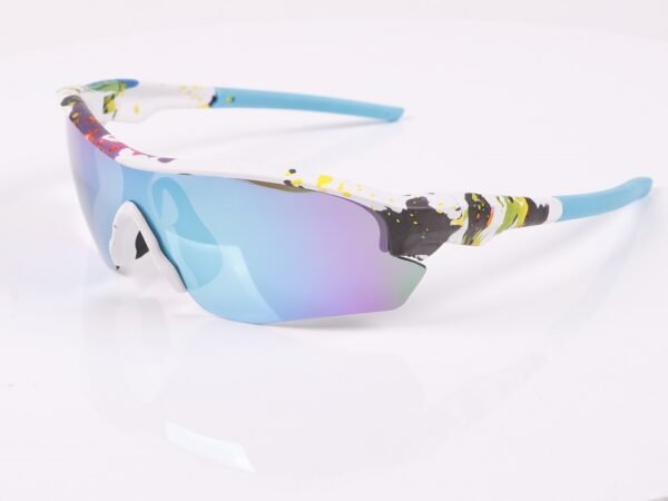Cycling sports eyewear
