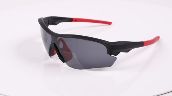Cycling sports eyewear