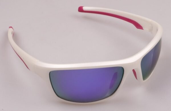 polarized eyewear