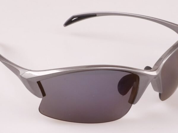 polarized sunglasses