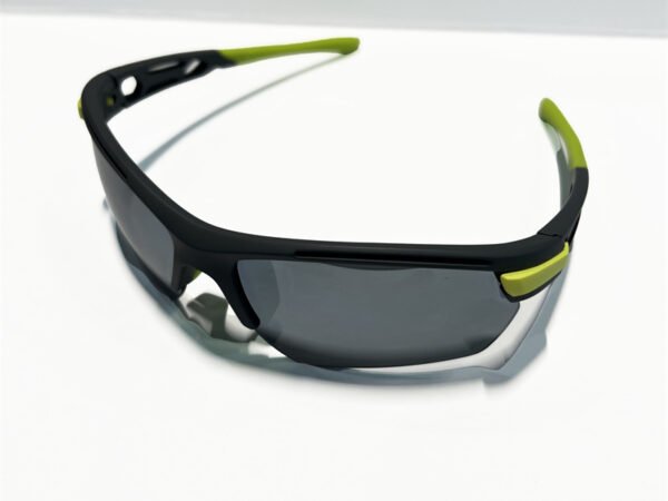 UV400 Pickleball Eyewear, Lightweight Wrap Around Sports Sunglasses Anti-Slip Frame for Outdoor Court Sports