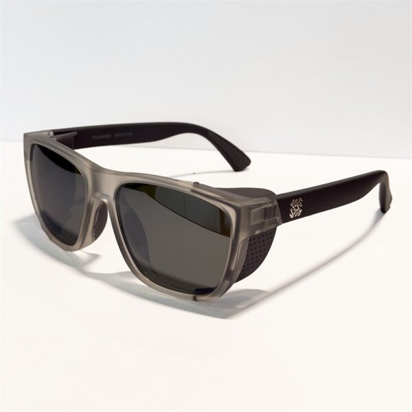 Wholesale 2026 New Arrival TR90 Tac Polarized Fishing Sunglasses UV400 Bulk Stock Available For Cross Border E-commerce