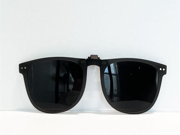 微信图片_20260720140951_158_1 Ultra Light TR90 Clip On with Polarized TAC lenses Sunglasses Easy Carry Pocket Size