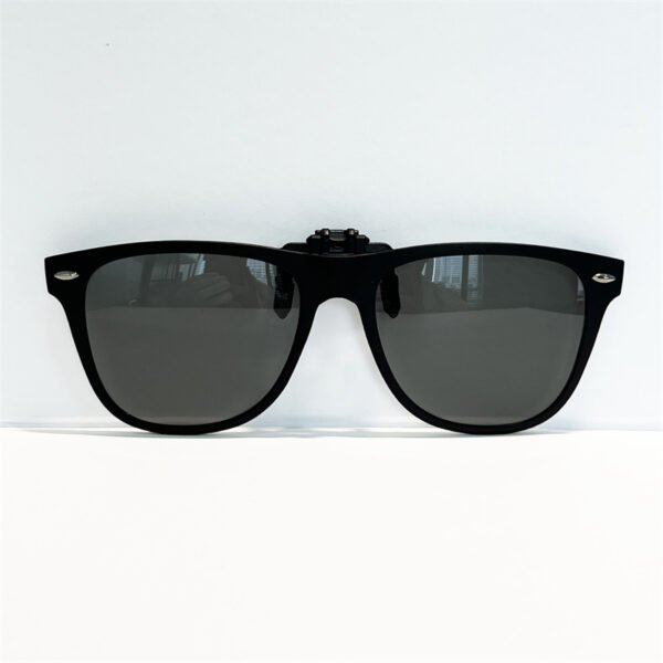 Flexible TR90 Frame Clip On with Polarized TAC lenses For Myopia Eyeglasses