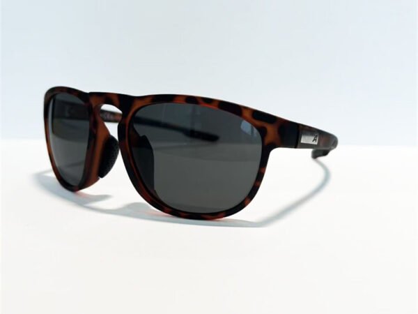 AllPurpose Golf Sports Sunglasses TAC Polarized UV Protection SweatResistant Ideal for Golf Driving Outdoor